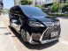 LEXUS LM300H 黑色