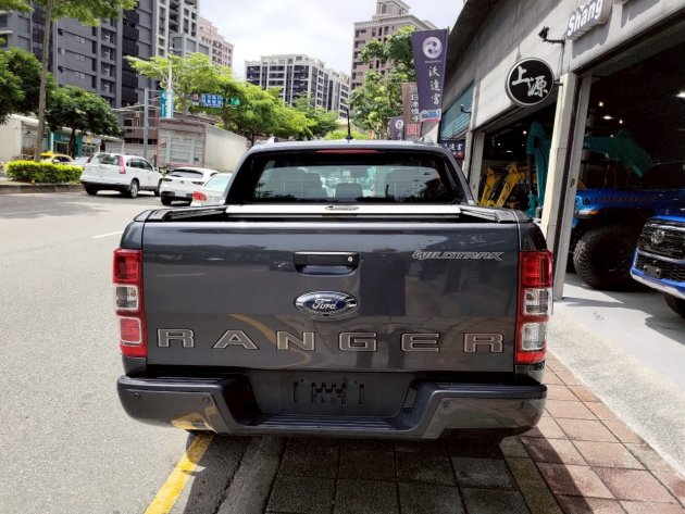 2020 FORD Ranger  灰色 2.0L Bi-Turbo 柴油四缸雙渦輪＋10速手自排 5