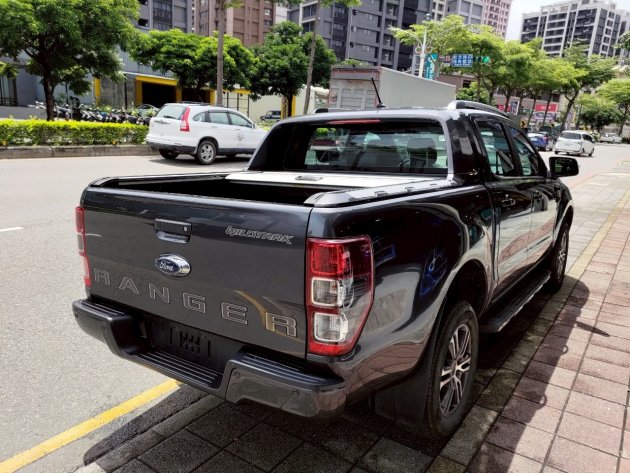 2020 FORD Ranger  灰色 2.0L Bi-Turbo 柴油四缸雙渦輪＋10速手自排 4