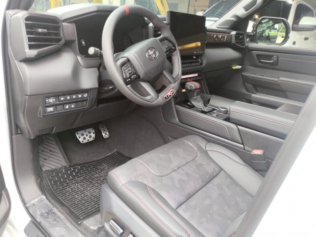 Toyota Sequoia TRD Pro  2025 規格 12