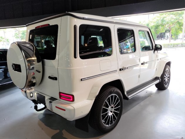 2023 BENZ G500 總代理 領牌新車 白色 3