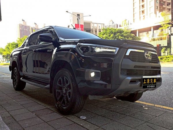 2021年 TOYOTA hilux 海力士