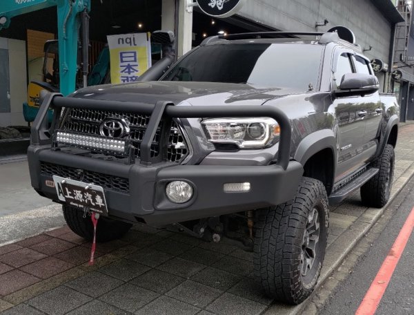 2017 TACOMA TRD OFF ROAD 精品車